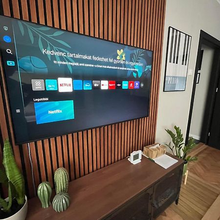 Oazis Apartman 维斯普雷姆 外观 照片